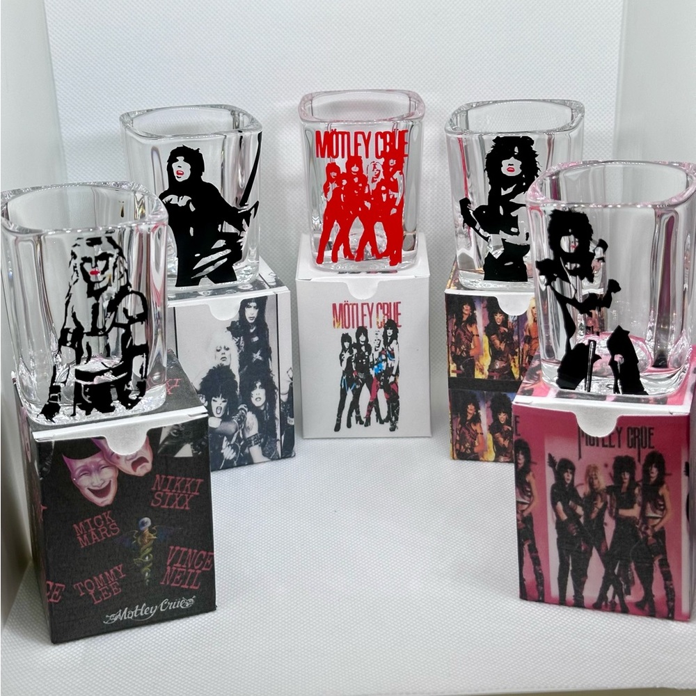 Mötley Crüe SHOT GLASSES /Gift Boxes Set of 5